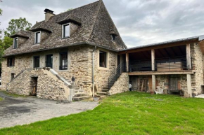 Gîte 8 pers avec jacuzzi et jardin Aurillac